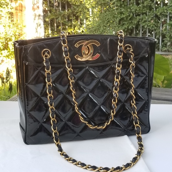 CHANEL Timeless Huge CC 24K Gold Plated Quilted leather chain strap Tote handbag - Picture 4 of 16